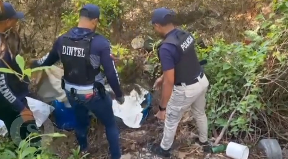 Alcohol adulterado en Azua