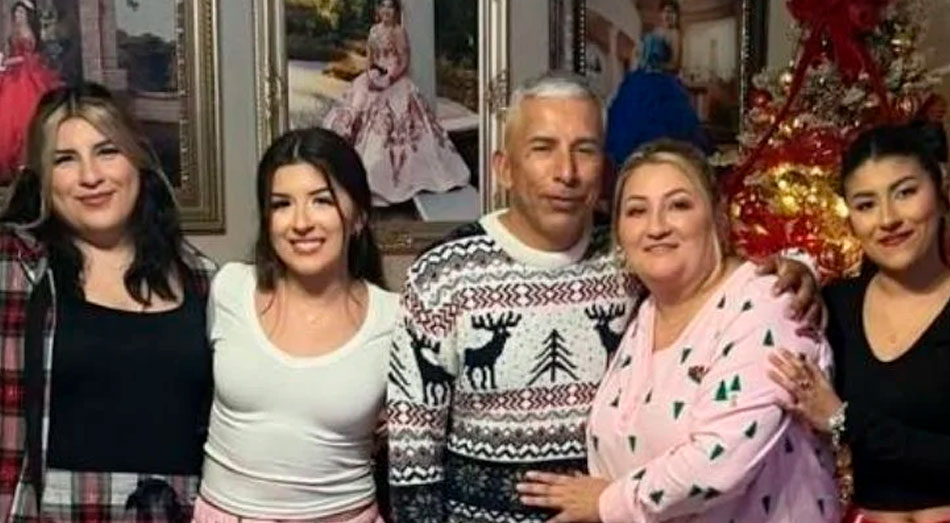 Cinco personas de una misma familia