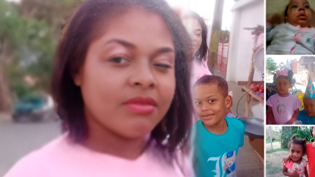 Dichosa Montero, junto a sus cuatro hijos