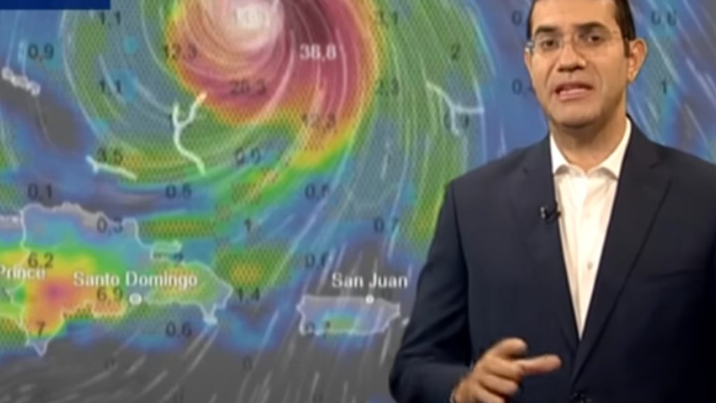 El analista meteorológico Jean Suriel
