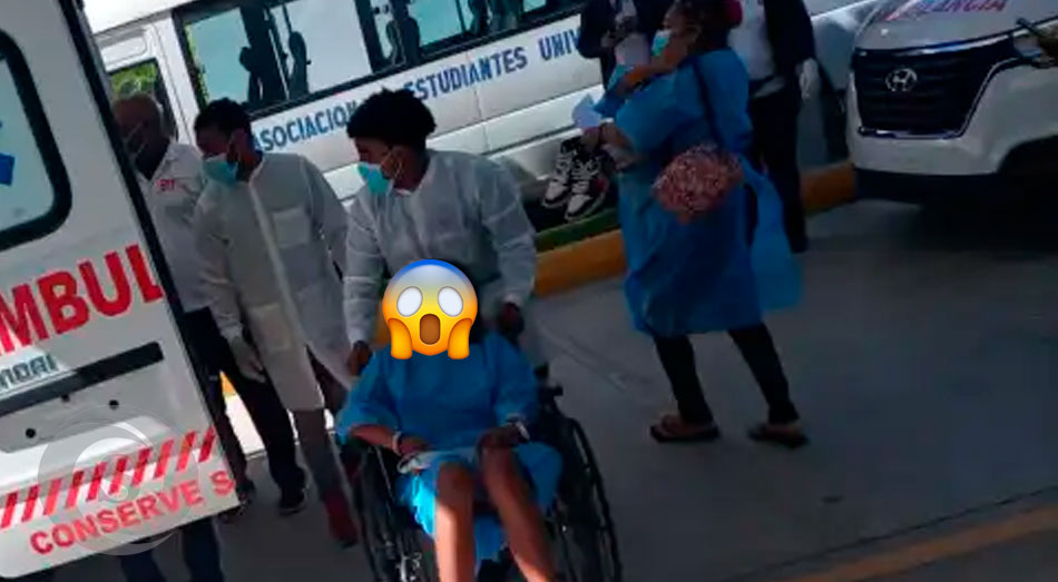 En las afueras de una escuela del sector Caballona