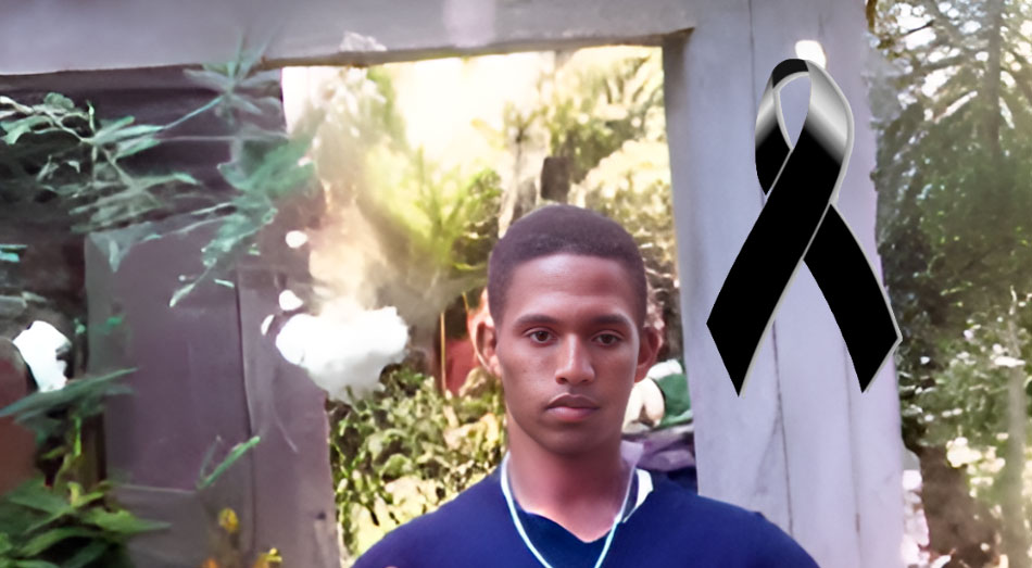 Junior Manuel Reyes, de aproximadamente 20 años
