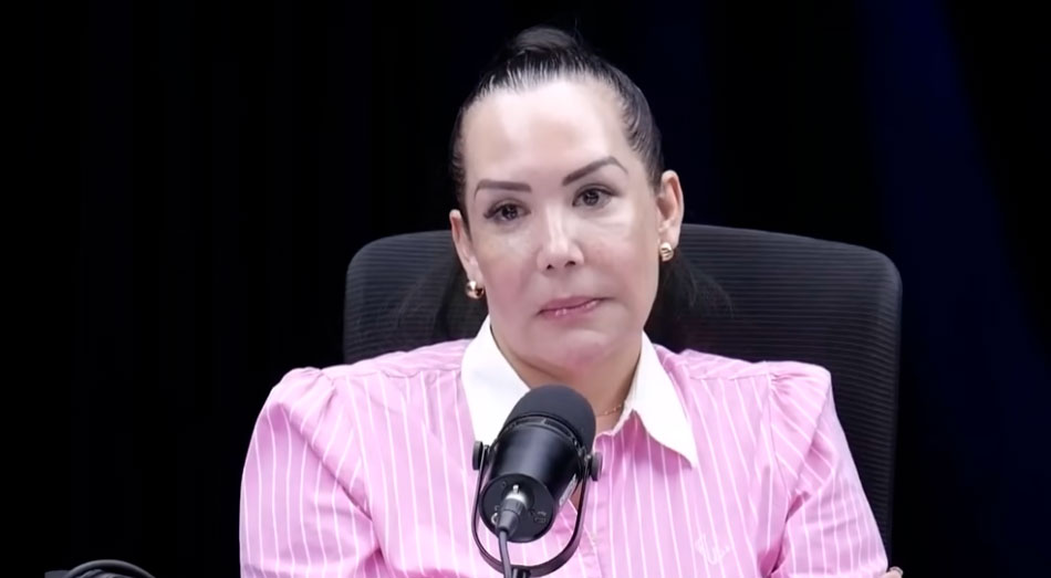 Karla Moya expuso públicamente su versión