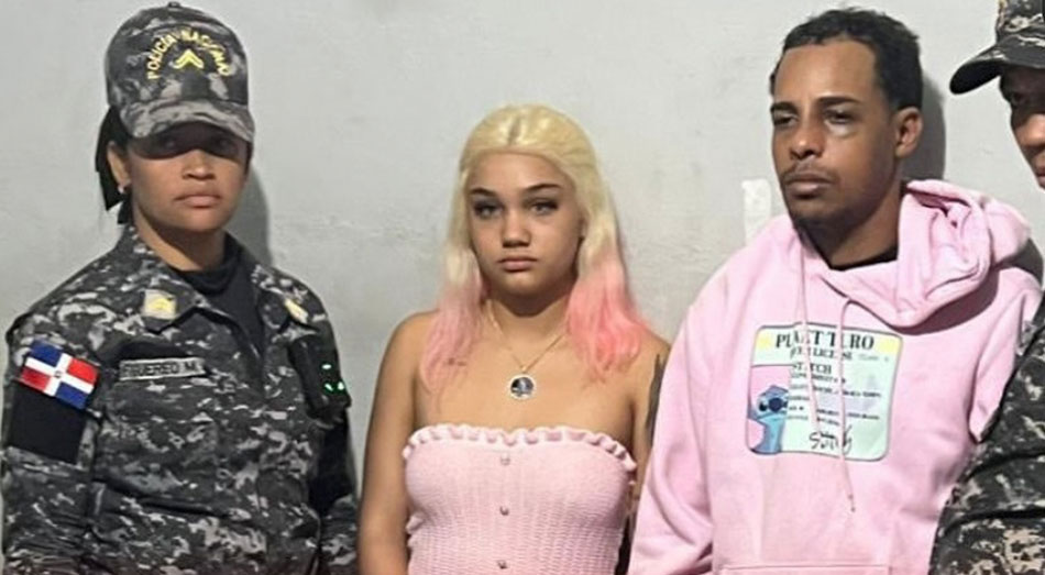 La artista urbana Asly Mariel Victoriano, conocida como Masha