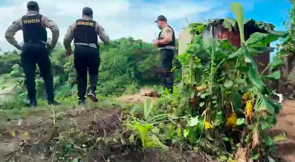 Un hombre y una mujer en el municipio de Villa Riva