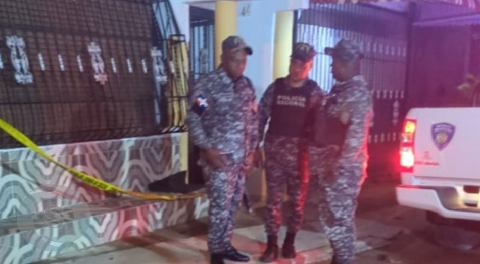 Un militar de la Fuerza Aérea Dominicana